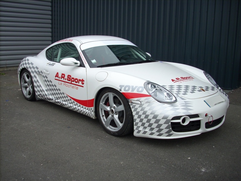 <center><b><span style ="color:rgb(158,29,0)">A VENDRE: VEHICULE D'EXCEPTION PORSCHE CAYMAN CUP!</span style></b></center>