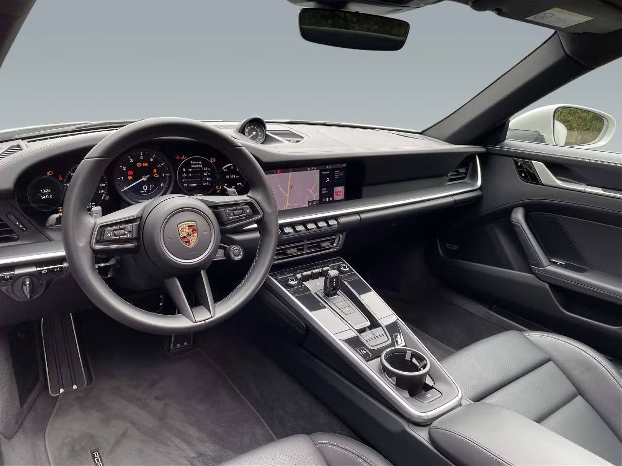 PORSCHE 992 CARRERA 4S PDK COUPE – Image 9